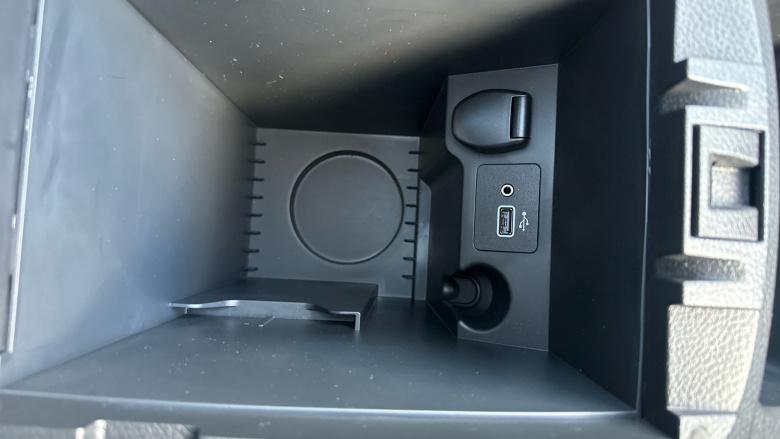 Nissan Qashqai 1.3 DiG-T N-Connecta 5dr [Glass Roof Pack] Petrol Hatchback